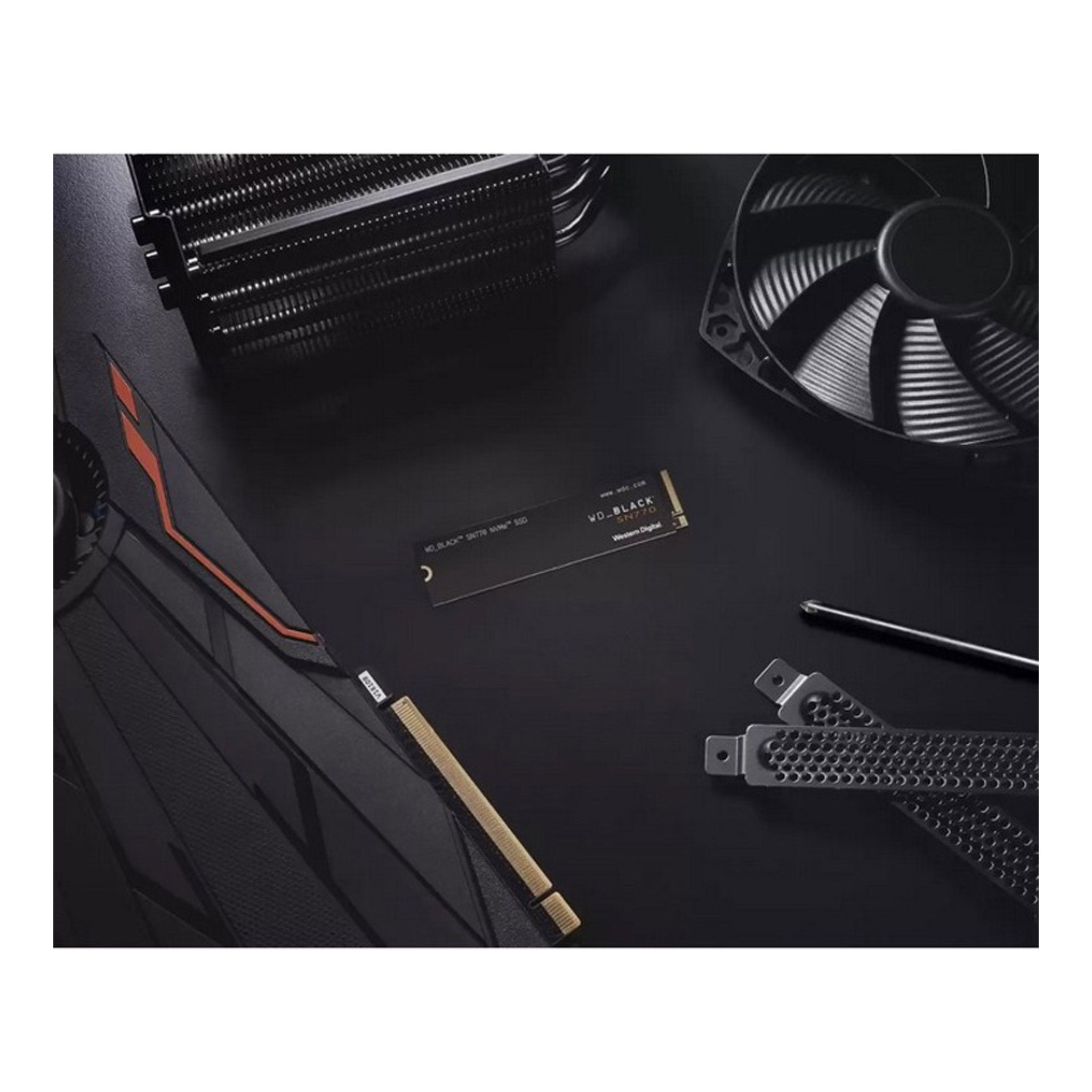 Western Digital 2TB PCIe NVMe WD Black SN770 SSD